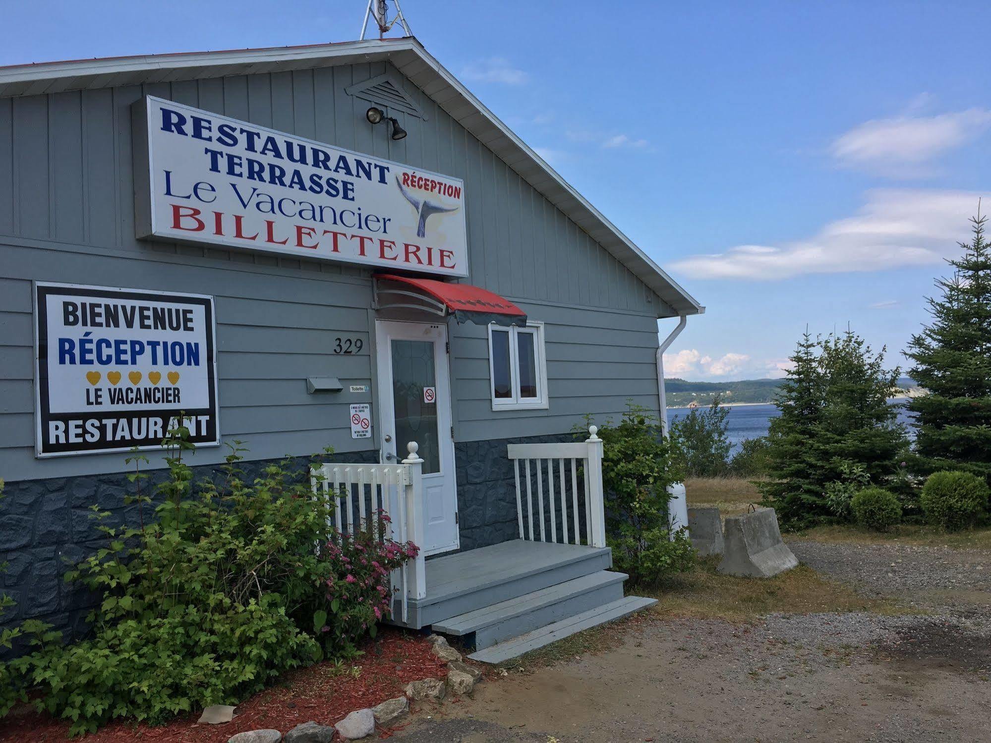 Motel Le Vacancier Baie-Sainte-Catherine Extérieur photo